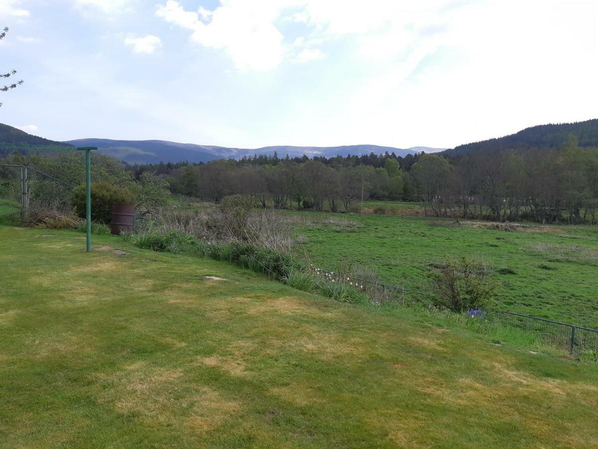 Creag Meggan Bed & Breakfast Ballater Exterior photo